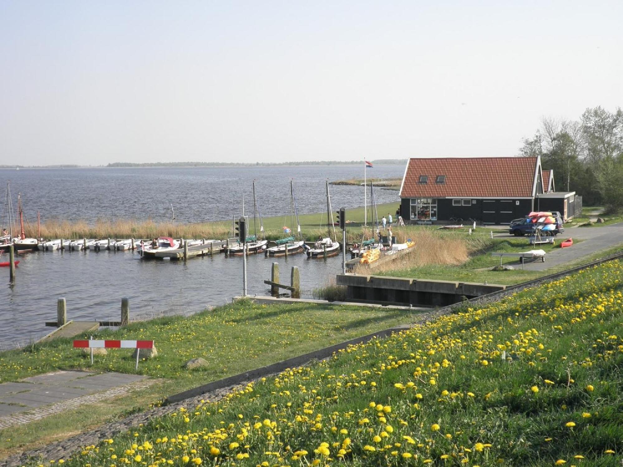 House Marijke With Winter Garden And Direct Access To The Lauwersmeer Anjum 外观 照片